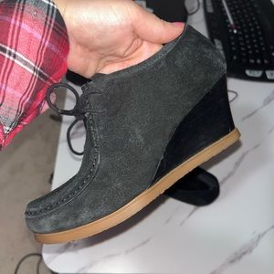 Ralph Lauren suede booties - size 5